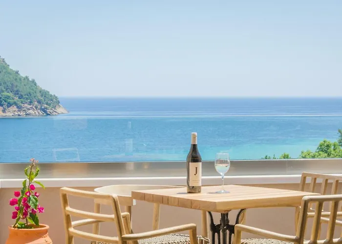 Agorastos מלון 2*