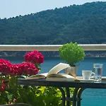 Agorastos Hotel Koinira